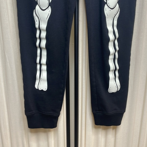 LADIES XS GLOW IN THE DARK SKELETON SWEATPANTS - Picture 3 of 7